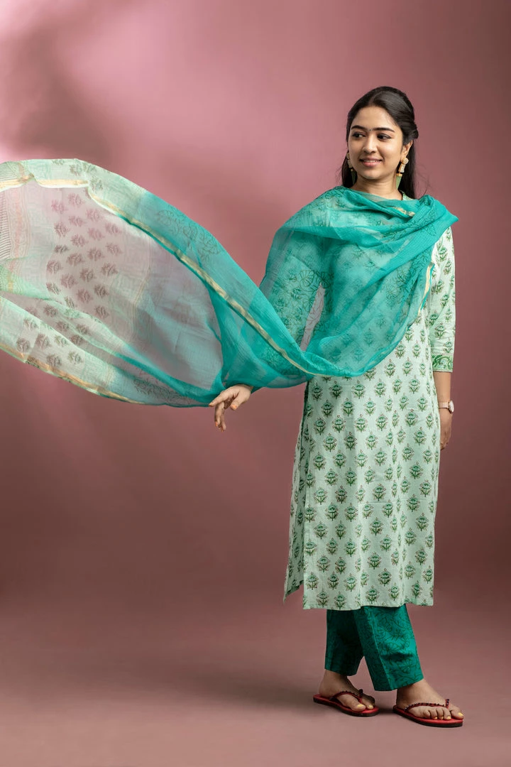 Magizham Tulip Ever Willow 4 Magizham Tulip Ever Willow