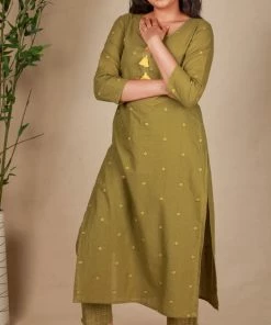 The Stitches Saira - Kiwi Margazhi Moments