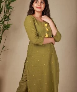 The Stitches Saira - Kiwi Margazhi Moments