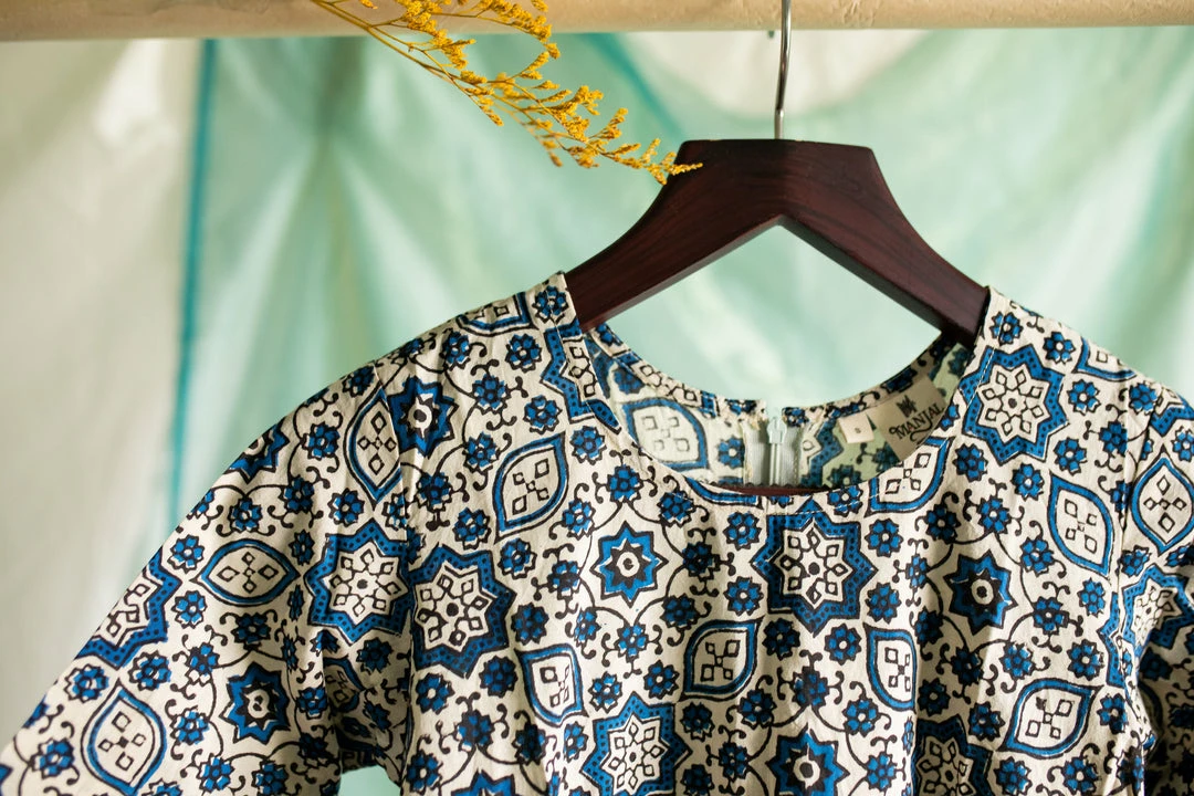 Manjal Couture Mahi Suit Set - Indigo 3 Manjal Couture Mahi Suit Set - Indigo