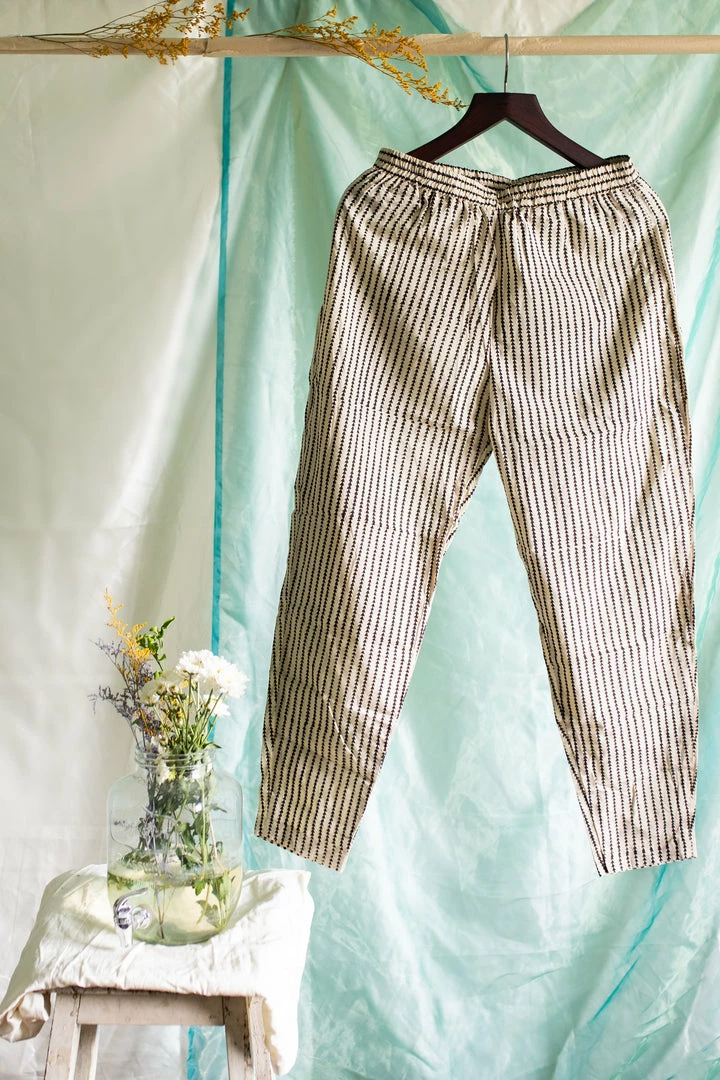 Manjal Couture Mahi Suit Set - Indigo 6 Manjal Couture Mahi Suit Set - Indigo