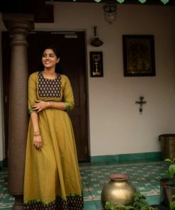 Manjal Couture Margazhi Moments Thulir