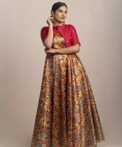 The Stitches Mayuri - Red Margazhi Moments