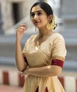 Ekanta Kayalvizhi Cream And Maroon