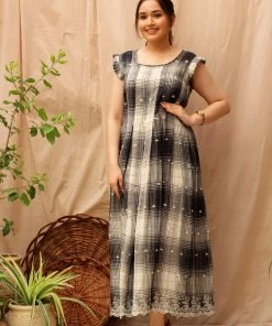 ANECDOTE Checkards Black