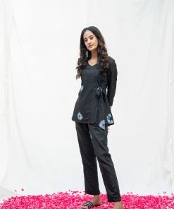 Niram Ever Willow Zarah Black