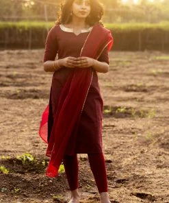 KUNDAVAI Margazhi Moments Aara Meroon