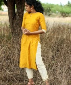 KUNDAVAI Ridha Yellow Margazhi Moments