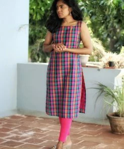 KUNDAVAI Varna Multicolour Checks Margazhi Moments 9 KUNDAVAI Varna Multicolour Checks Margazhi Moments