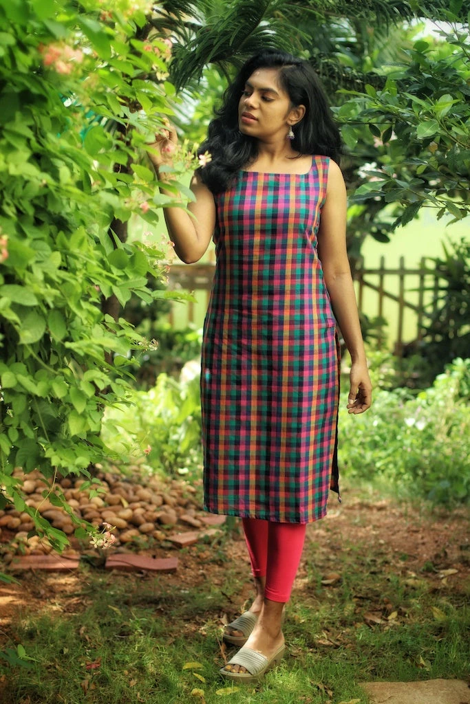 KUNDAVAI Varna Multicolour Checks Margazhi Moments 1 KUNDAVAI Varna Multicolour Checks Margazhi Moments