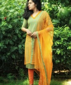 KUNDAVAI Iniya - Yellow & Blue Checks Margazhi Moments