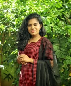 KUNDAVAI Iniya - Meroon & Black Checks