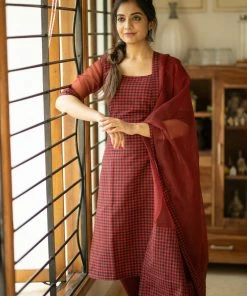 Ekanta Utharika Red And Black