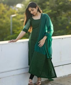 Ekanta Utharika Green And Black Margazhi Moments