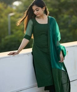 Ekanta Utharika Green And Black Margazhi Moments
