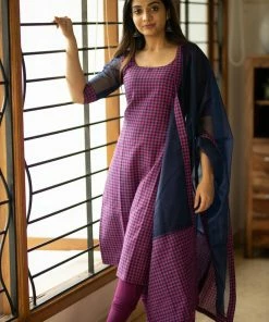 Ekanta Margazhi Moments Utharika Violet And Navy