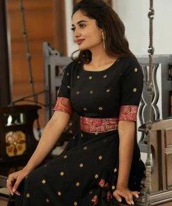 Ekanta Kara Black Dress Margazhi Moments