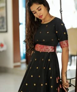 Ekanta Kara Black Dress Margazhi Moments