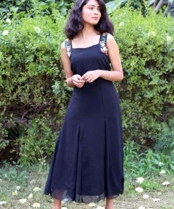 ANECDOTE Raven Breezy Summer