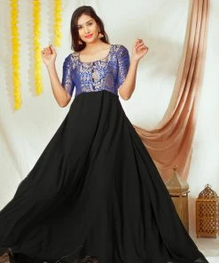 TRAYEE MAYA – Blue Benaras Breezy Summer