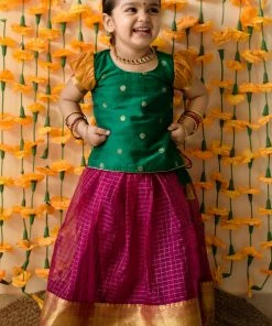 Ekanta Shambavi Magenta Mini