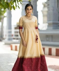 Ekanta Kayalvizhi Cream And Maroon