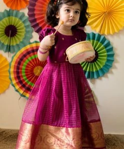 Ekanta Saatvika Magenta Mini Mini Corner