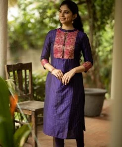 Ekanta Margazhi Moments Hamsa Violet
