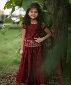 Ekanta Mini Corner Sangamithrai Maroon Mini