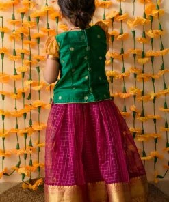 Ekanta Shambavi Magenta Mini