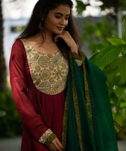 Ekanta Upasna Maroon Margazhi Moments