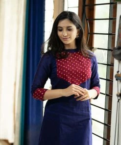 Ekanta Margazhi Moments Tara Blue