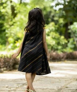 The Stitches Mini Corner Kaala Mini