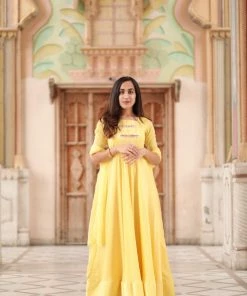 Label RishMaan Aaina Uptown Contemporary