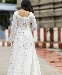 Ekanta Avantika White