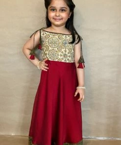 Ekanta Upasna Maroon Mini