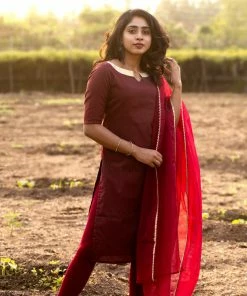 KUNDAVAI Margazhi Moments Aara Meroon