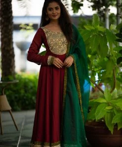 Ekanta Upasna Maroon Margazhi Moments