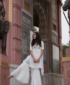 Label RishMaan Jasmine Uptown Contemporary