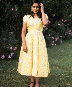 TRAYEE Breezy Summer Pari