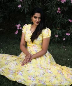 TRAYEE Breezy Summer Pari