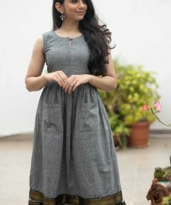 Ekanta Margazhi Moments Meghna Grey Mangalagiri Dress