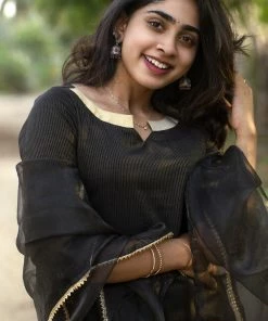 KUNDAVAI Aara Black Margazhi Moments