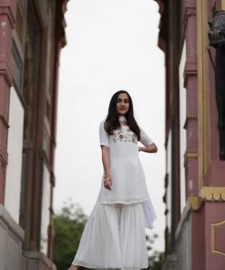 Label RishMaan Jasmine Uptown Contemporary