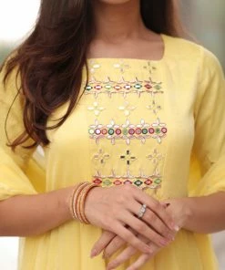 Label RishMaan Aaina Uptown Contemporary