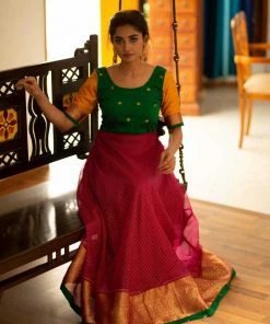 Ekanta Shambavi Magenta Margazhi Moments