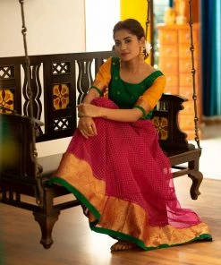 Ekanta Shambavi Magenta Margazhi Moments