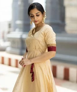 Ekanta Kayalvizhi Cream And Maroon