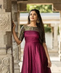 Ekanta Margazhi Moments Athulya Magenta