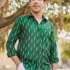PRINTS VALLEY Men's Shirt Green Tiny Woven Ikat Shirt